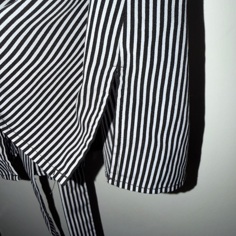 Notations Black White Striped Belted Blouse XL Roll Tab Sleeve - Picture 8 of 9